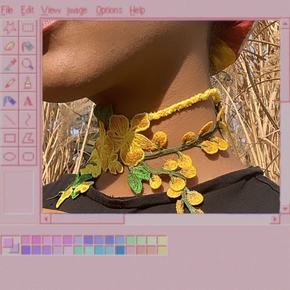 Floral Choker 90s Yellow Flower Cutout Choker - Picture 6 of 9
